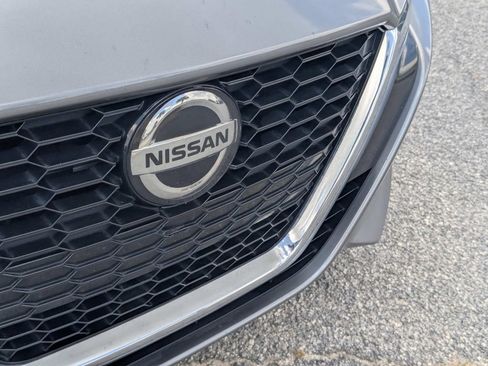 Used 2022 Nissan Altima 2.5 SV FWD image 3
