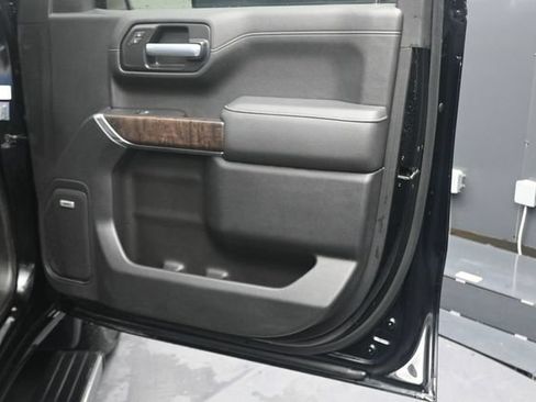 Used 2020 GMC Sierra 1500 Denali w/ Denali Ultimate Package AWD/4WD image 19