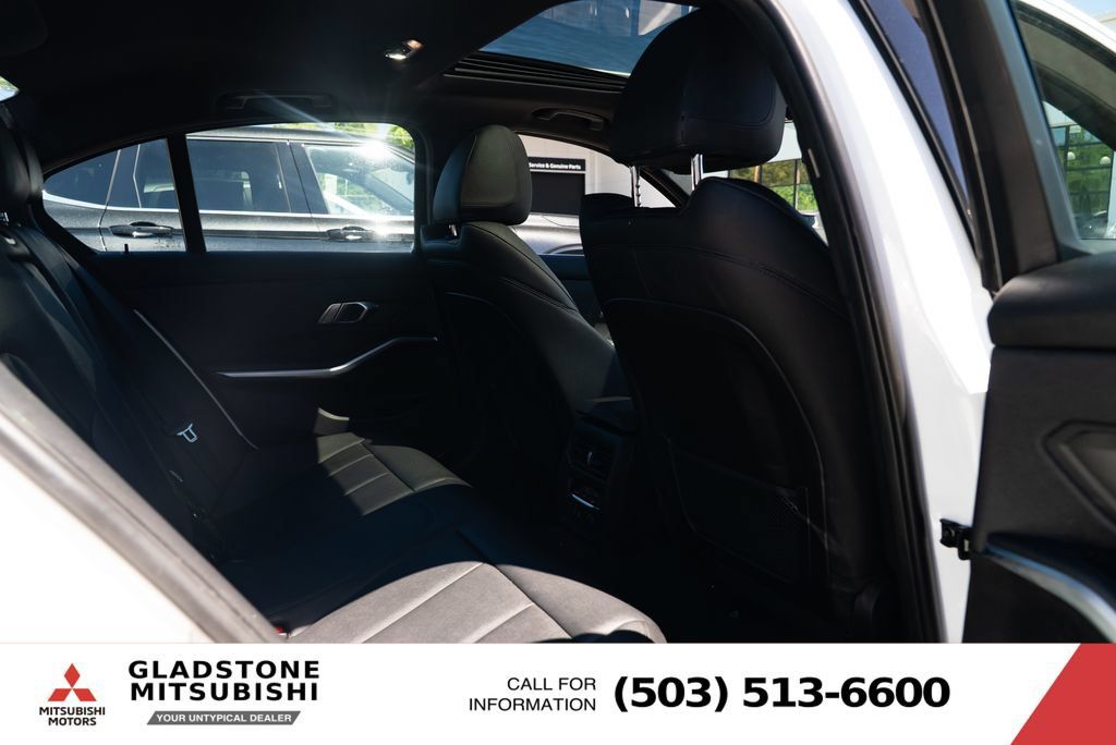 Used 2020 BMW 330i Sedan w/ Convenience Package RWD image 22
