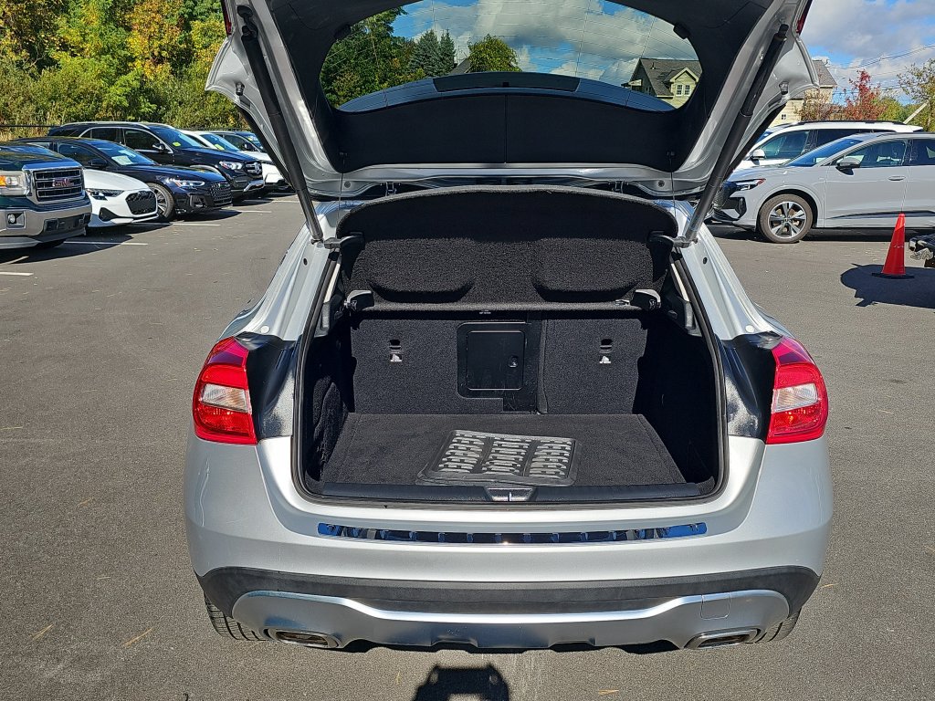 Used 2019 Mercedes-Benz GLA 250 4MATIC image 22