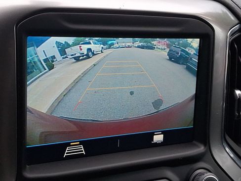 Used 2021 Chevrolet Silverado 1500 RST AWD/4WD image 18