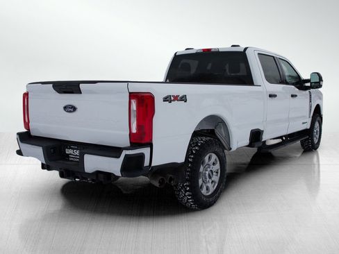Used 2023 Ford F250 XLT AWD/4WD image 5