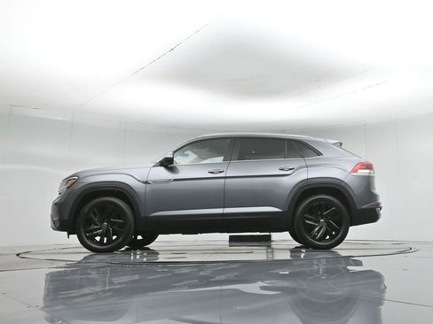 Used 2023 Volkswagen Atlas Cross Sport SE w/ Panoramic Sunroof Package image 50