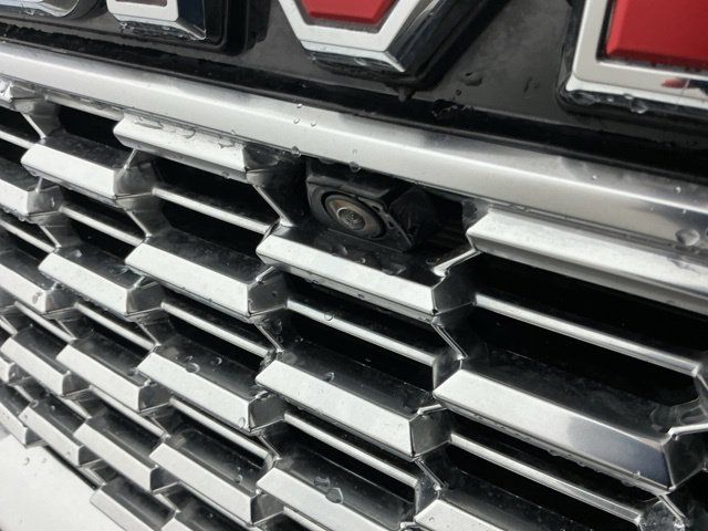 Used 2022 GMC Yukon Denali AWD/4WD image 8