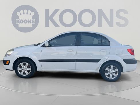 Used 2009 Kia Rio LX FWD image 2