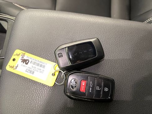 Certified 2025 Toyota Camry SE FWD image 24