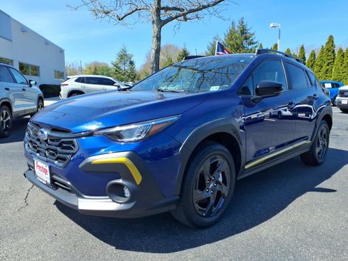 Certified 2025 Subaru Crosstrek 2.5i Sport w/ Crosstrek Mirror Package image 5