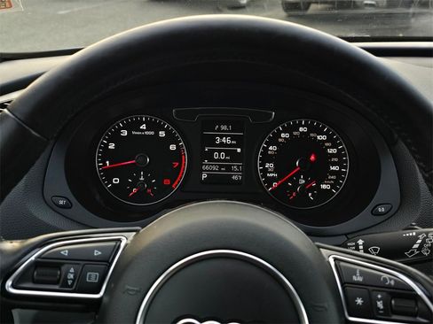 Used 2017 Audi Q3 2.0T Premium w/ Convenience Package image 28