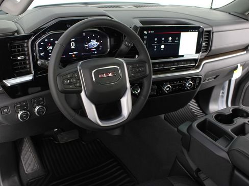 New 2026 GMC Sierra 3500 SLE w/ SLE Convenience Package AWD/4WD image 7