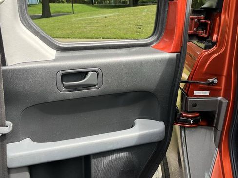 Used 2004 Honda Element EX image 17