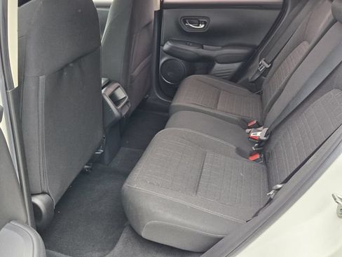 Used 2024 Honda HR-V LX image 11