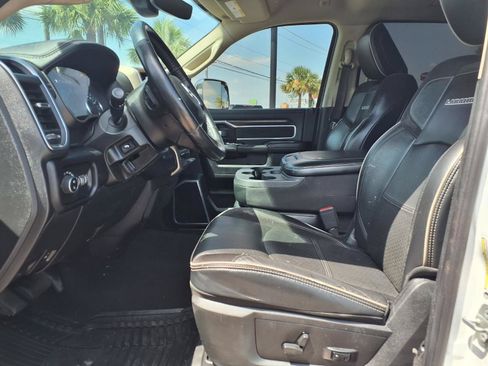 Used 2022 RAM 2500 Laramie AWD/4WD image 25