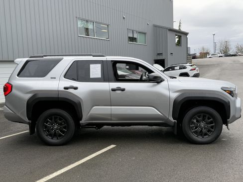 Certified 2025 Toyota 4Runner SR5 image 6