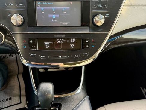 Used 2015 Toyota Avalon XLE FWD image 28