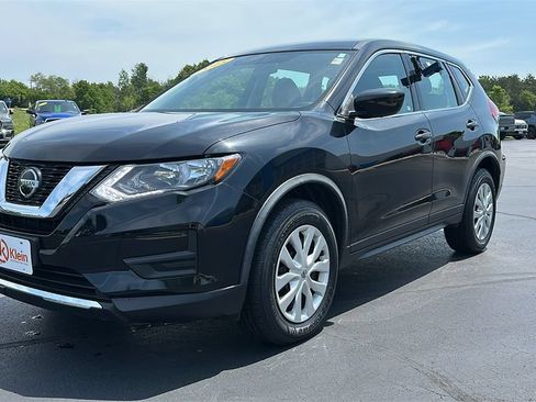 Used 2018 Nissan Rogue S AWD/4WD image 3