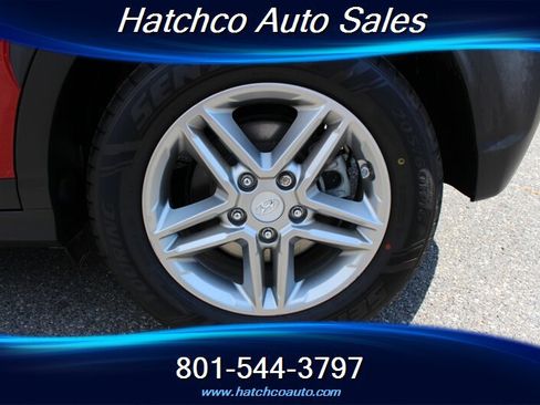 Used 2019 Hyundai Kona SE AWD/4WD image 9