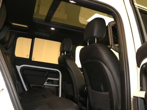 Used 2024 Land Rover Defender 110 S AWD/4WD image 92
