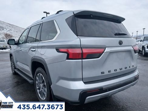 Used 2024 Toyota Sequoia Limited image 5