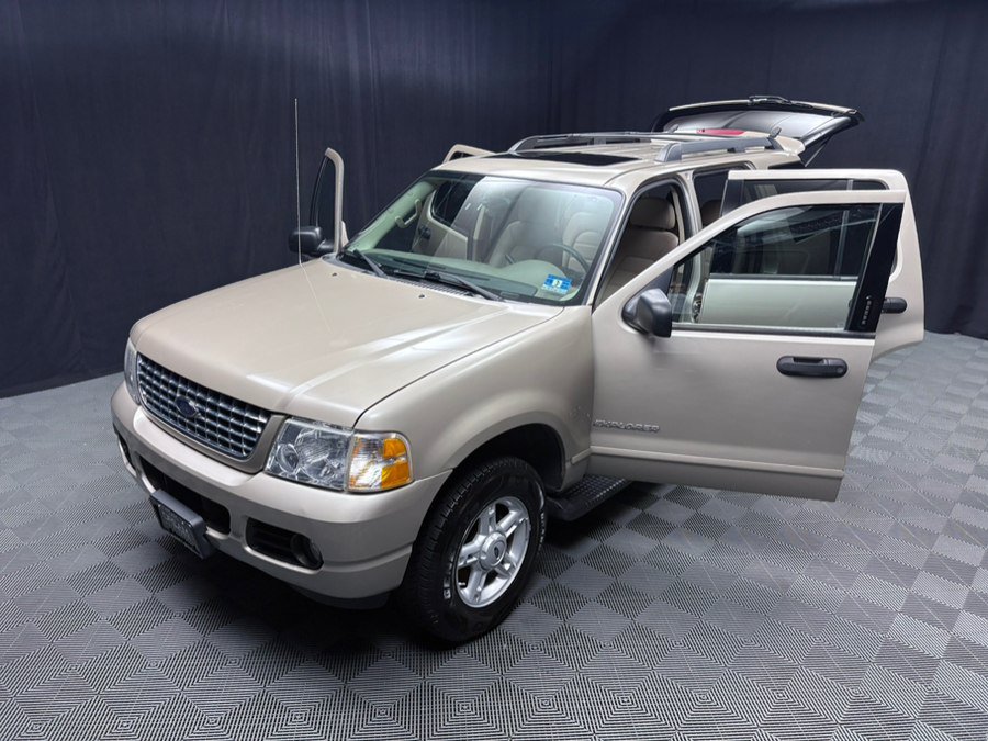 Used 2005 Ford Explorer 4WD XLT image 20