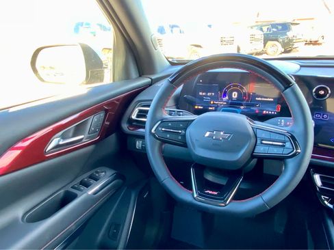 New 2026 Chevrolet Traverse RS w/ LPO, Floor Liner Package image 41