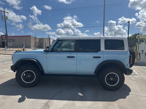 Used 2023 Ford Bronco Heritage Edition AWD/4WD image 6