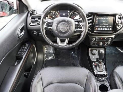 Certified 2019 Jeep Compass Limited image 18