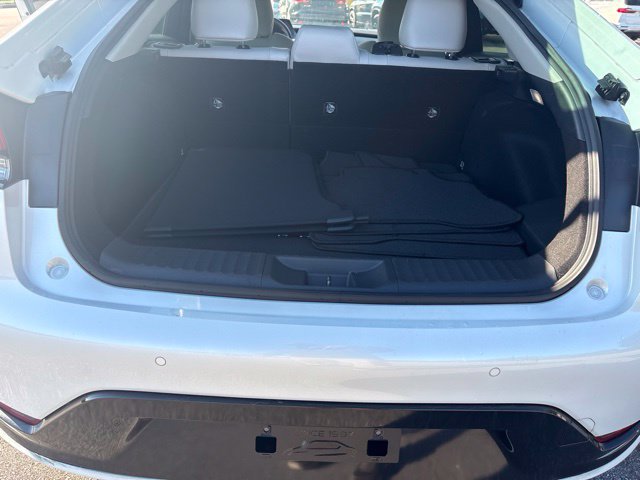 Used 2024 Toyota Prius XLE FWD image 9
