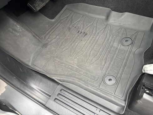 Used 2023 Ford Ranger Lariat w/ FX4 Off-Road Package image 14