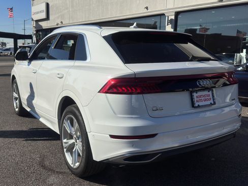 Used 2022 Audi Q8 Premium Plus image 4