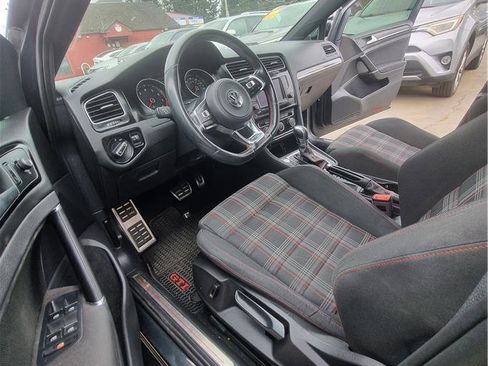 Used 2017 Volkswagen GTI Sport FWD image 6