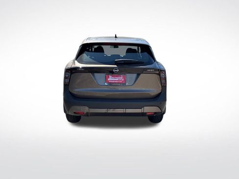 New 2026 Nissan Kicks S image 3