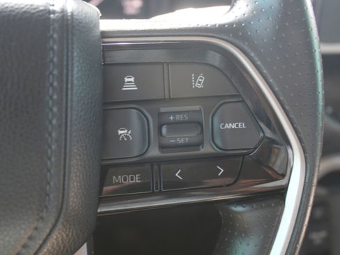 Used 2022 Toyota Tundra SR5 image 9