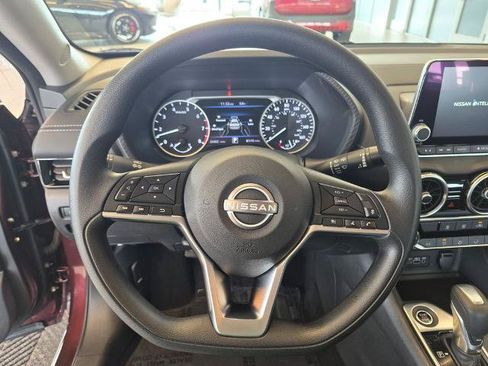 Certified 2025 Nissan Sentra SV FWD image 18