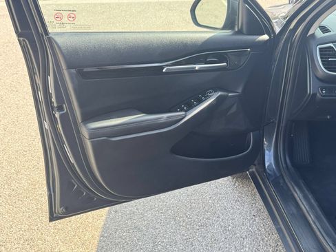 Used 2025 Kia Seltos S FWD image 18