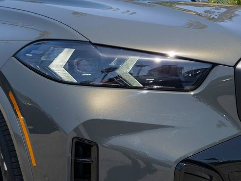 New 2026 BMW X5 sDrive40i w/ M Sport Package RWD image 6