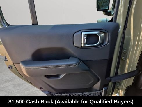 New 2026 Jeep Wrangler Unlimited Sahara AWD/4WD image 20