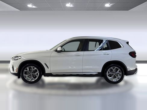 Used 2024 BMW X3 xDrive30i w/ Premium Package AWD/4WD image 2