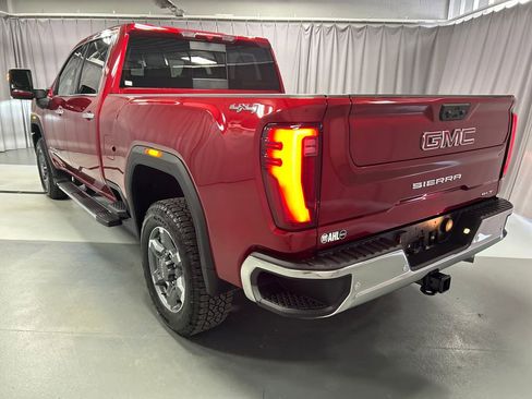 New 2026 GMC Sierra 2500 SLT w/ SLT Premium Package image 5