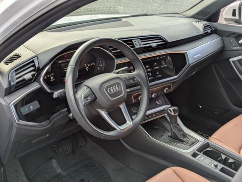 Used 2024 Audi Q3 2.0T Premium Plus image 13