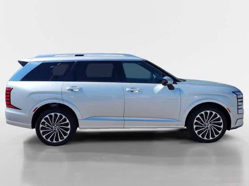 New 2026 Hyundai Palisade Calligraphy FWD image 6
