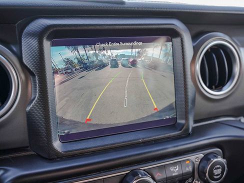 Used 2022 Jeep Wrangler Unlimited Rubicon w/ Xtreme Recon 35" Tire Package image 20