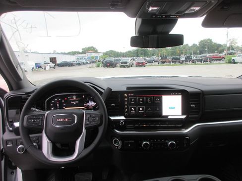New 2026 GMC Sierra 1500 Elevation AWD/4WD image 16