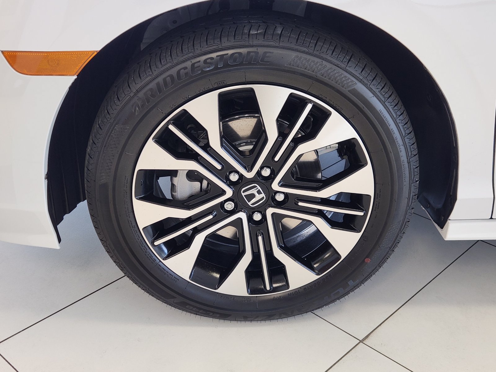 New 2026 Honda Odyssey Elite image 13