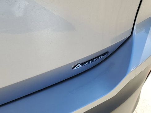 New 2026 Volkswagen Tiguan SE AWD/4WD image 8