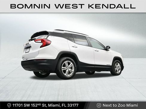 Used 2023 GMC Terrain SLE w/ Driver Convenience Package image 25
