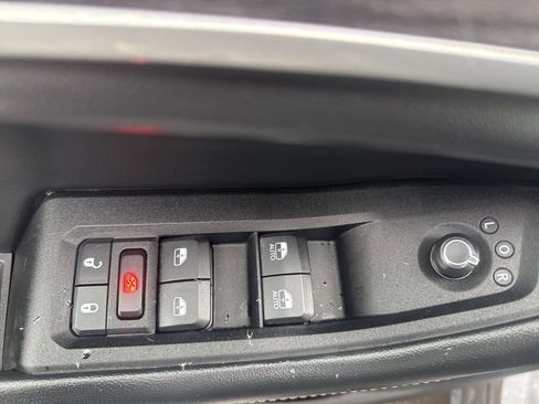 Used 2023 Jeep Grand Cherokee L Limited image 27