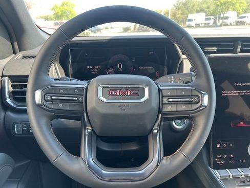 New 2026 GMC Terrain AT4 w/ Technology Package II AWD/4WD image 17
