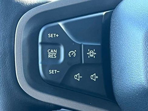 New 2025 Ford Bronco Badlands image 11