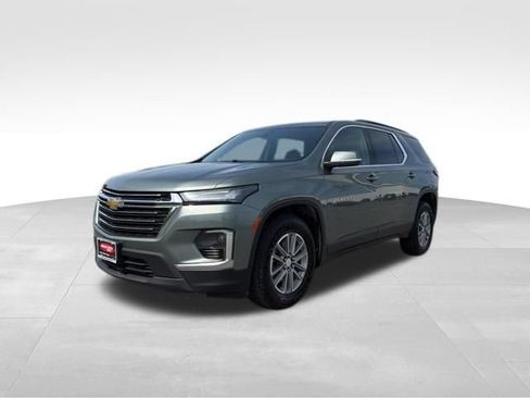 Used 2023 Chevrolet Traverse LT w/ LPO, Floor Liner Package AWD/4WD image 4