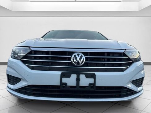 Used 2020 Volkswagen Jetta SE w/ SE Cold Weather Package image 6